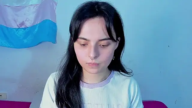 Snapshot of elizabethtaylorxxx chatting on May 30, 1:46 am elizabethtaylorxxx online show from May 30, 1:46 am