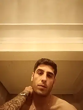 arenn1997 online show from October 30, 12:34 am