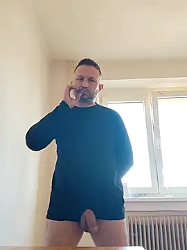 Snapshot of Chokakabraz chatting on November 23, 8:14 am Chokakabraz online show from November 23, 8:14 am