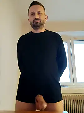 Snapshot of Chokakabraz chatting on December 2, 3:07 pm Chokakabraz online show from December 2, 3:07 pm