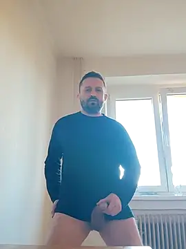 Snapshot of Chokakabraz chatting on February 25, 3:32 pm Chokakabraz online show from February 25, 3:32 pm