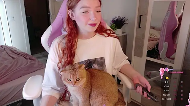 cinnabon girls online show from October 30, 11:38 pm