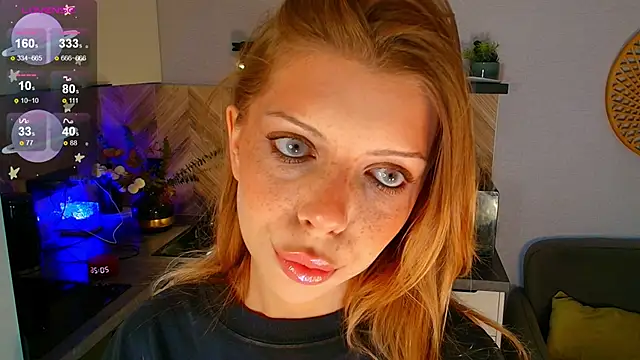 Snapshot of Hannah_Carr chatting on June 15, 5:26 pm Hannah Carr online show from June 15, 5:26 pm