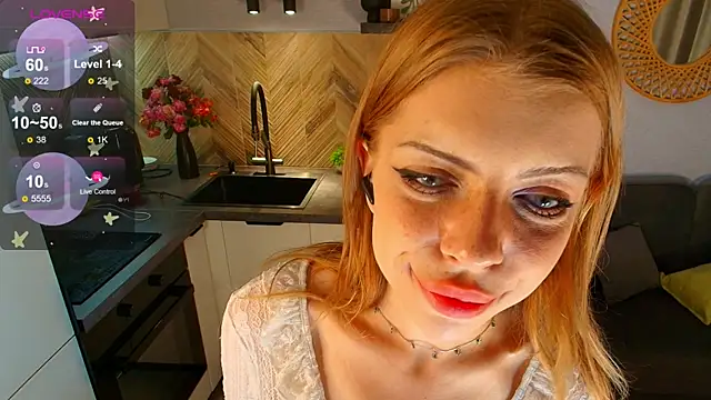 Snapshot of Hannah_Carr chatting on June 24, 11:42 am Hannah Carr online show from June 24, 11:42 am
