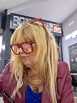 eva2023sexy online show from September 28, 1:05 pm