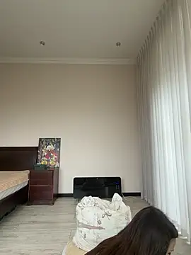 Hott Lolla online show from May 13, 7:39 am