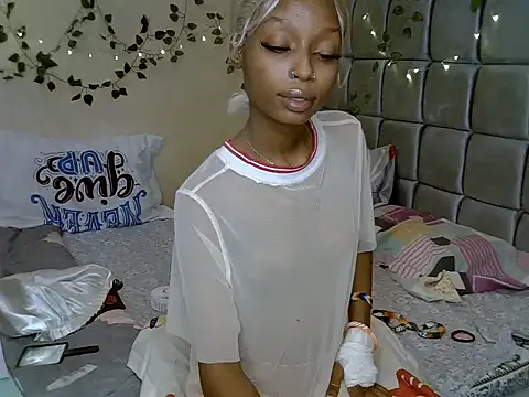 tiddies pie online show from July 1, 11:26 pm