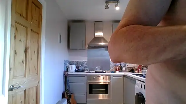 Snapshot of jimmybenido chatting on October 11, 4:38 pm jimmybenido online show from October 11, 4:38 pm