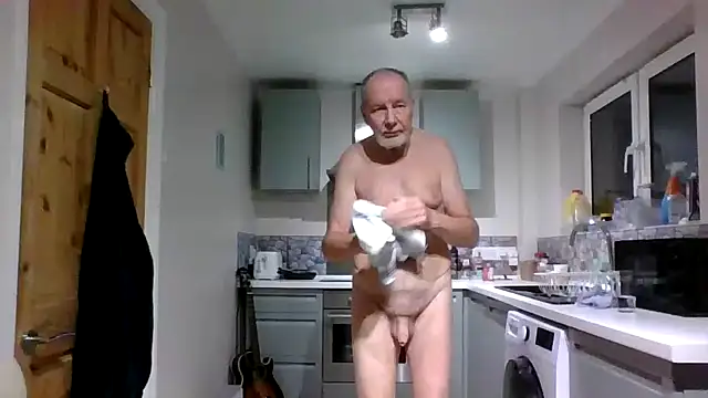 Snapshot of jimmybenido chatting on November 29, 5:38 pm jimmybenido online show from November 29, 5:38 pm