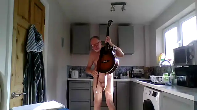 Snapshot of jimmybenido chatting on May 12, 4:48 pm jimmybenido online show from May 12, 4:48 pm