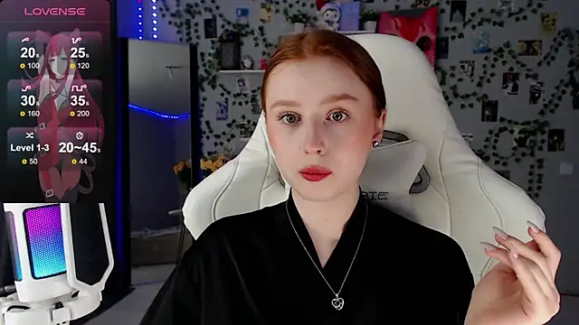 Meow babe online show from December 5, 9:06 am