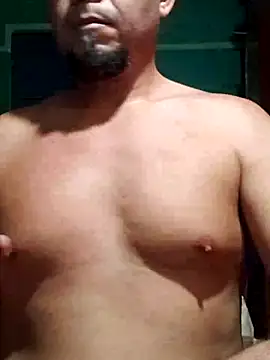 Snapshot of Cris29_84 chatting on February 11, 7:13 am Cris29 84 online show from February 11, 7:13 am
