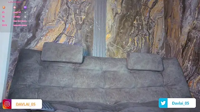 Snapshot of Daviid_laidd chatting on May 18, 1:39 pm Daviid laidd online show from May 18, 1:39 pm