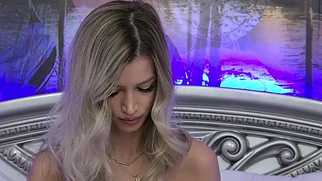 Snapshot of IvySamek chatting on July 8, 6:12 pm IvySamek online show from July 8, 6:12 pm