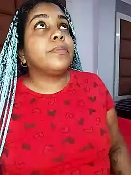 ELLA KELLY online show from March 3, 11:55 am