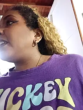 ELLA KELLY online show from March 11, 11:38 am