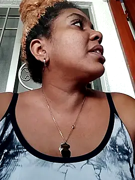Snapshot of ELLA_KELLY chatting on May 16, 11:53 am ELLA KELLY online show from May 16, 11:53 am