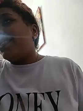 Snapshot of ELLA_KELLY chatting on June 16, 11:57 am ELLA KELLY online show from June 16, 11:57 am