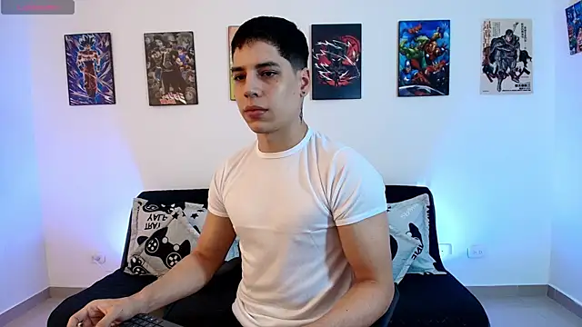 jonathanjoestar  online show from April 28, 11:10 pm