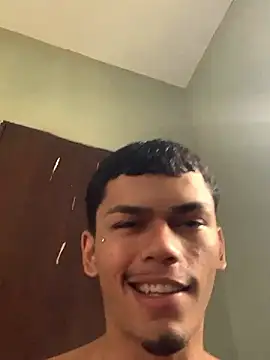 Snapshot of dolariano chatting on December 8, 5:44 pm dolariano online show from December 8, 5:44 pm