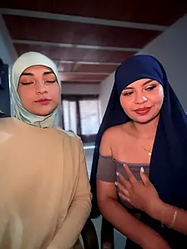 lalilamassu1 online show from September 18, 7:27 pm