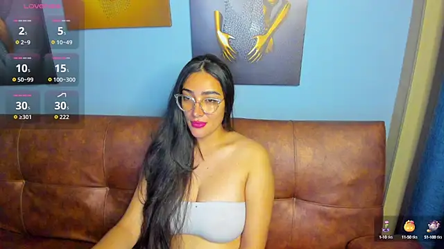 zara41 online show from October 11, 4:05 pm