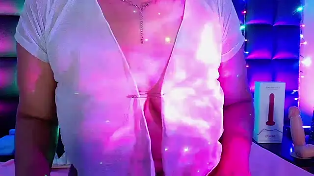 kuromi69 online show from January 24, 9:06 am