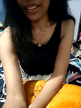 Snapshot of Angel_Anamika chatting on February 13, 4:25 pm Angel Anamika online show from February 13, 4:25 pm
