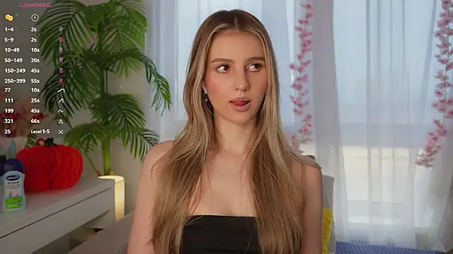 Fluffy-Angel online show from March 11, 8:41 am