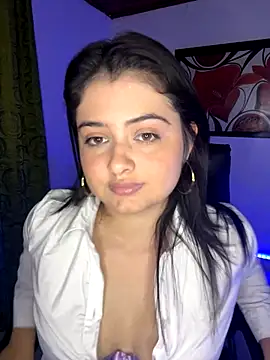 Snapshot of Stephania_18 chatting on December 3, 7:55 pm Stephania 18 online show from December 3, 7:55 pm