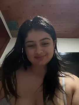Snapshot of Stephania_18 chatting on February 19, 2:23 am Stephania 18 online show from February 19, 2:23 am