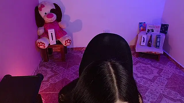 Snapshot of fluffy_peit16 chatting on December 3, 12:46 am fluffy peit16 online show from December 3, 12:46 am