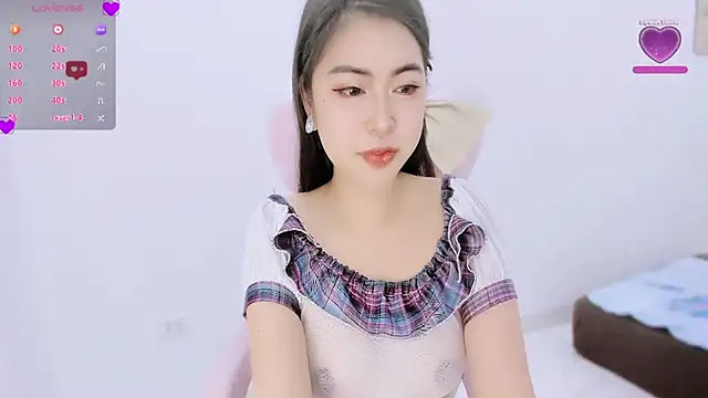 Snapshot of SexualStruggle chatting on February 15, 11:50 am SexualStruggle online show from February 15, 11:50 am