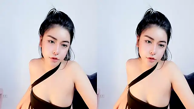 Snapshot of SexualStruggle chatting on March 14, 1:59 am SexualStruggle online show from March 14, 1:59 am