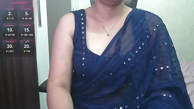 Snapshot of Jass-Karan chatting on June 18, 5:50 pm Jass-Karan online show from June 18, 5:50 pm