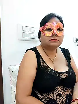 Snapshot of BBW_HOT_COUPLE chatting on December 31, 5:00 am BBW HOT COUPLE online show from December 31, 5:00 am