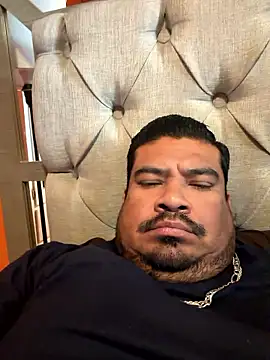 Snapshot of ThickD619 chatting on January 15, 9:29 pm ThickD619 online show from January 15, 9:29 pm