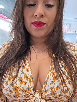 GatitaXD27 online show from November 11, 9:42 am