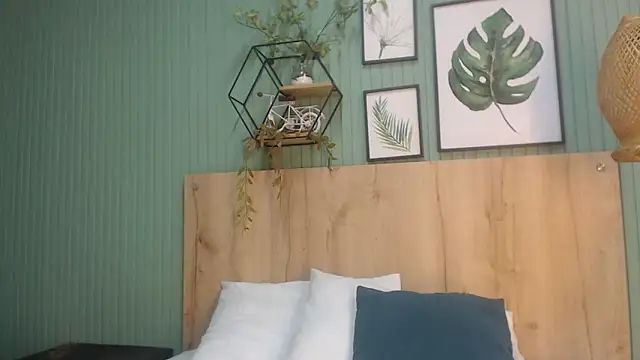 george jonnes online show from October 21, 10:27 am