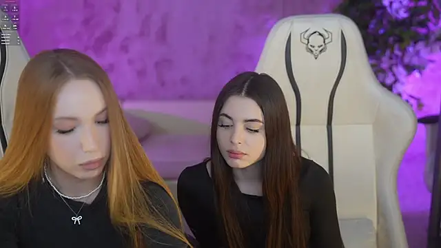 Snapshot of Linda054 chatting on March 14, 3:36 pm Linda054 online show from March 14, 3:36 pm