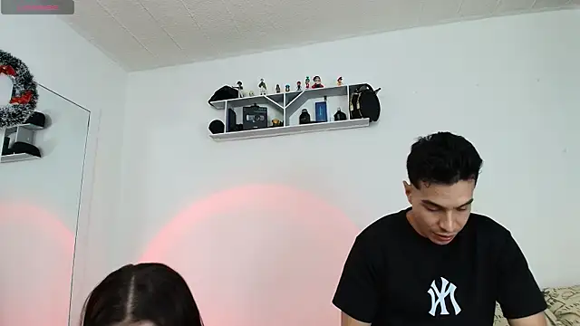 Snapshot of HotCouple_697 chatting on December 15, 8:36 pm HotCouple 697 online show from December 15, 8:36 pm