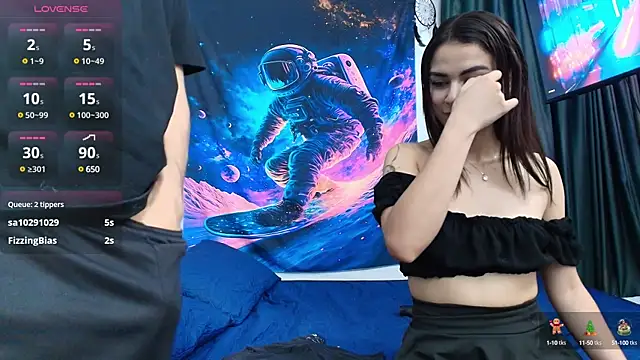 Snapshot of HotCouple_697 chatting on January 5, 4:58 am HotCouple 697 online show from January 5, 4:58 am