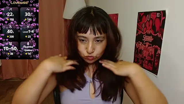 Snapshot of emitaa17228o chatting on February 21, 12:05 am emitaa17228o online show from February 21, 12:05 am