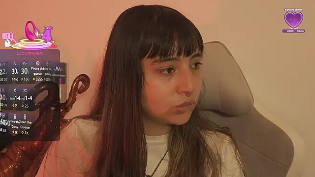 Snapshot of emitaa17228o chatting on October 13, 8:09 pm emitaa17228o online show from October 13, 8:09 pm