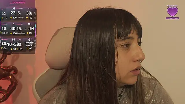 Snapshot of emitaa17228o chatting on October 17, 8:22 pm emitaa17228o online show from October 17, 8:22 pm