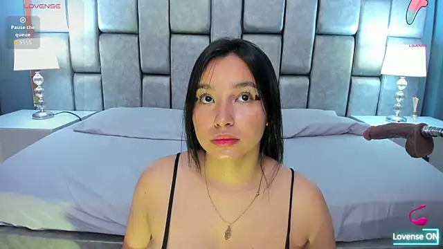 Snapshot of AniEvans_ chatting on June 5, 11:05 am AniEvans online show from June 5, 11:05 am