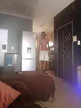 Snapshot of ZaddyBigDee chatting on March 15, 1:06 pm ZaddyBigDee online show from March 15, 1:06 pm