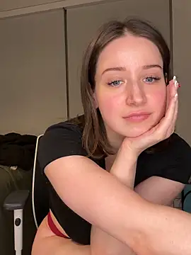 nerdynina online show from February 20, 12:30 am