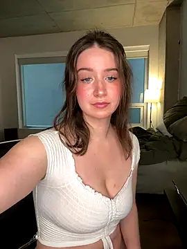 nerdynina online show from October 26, 8:26 pm