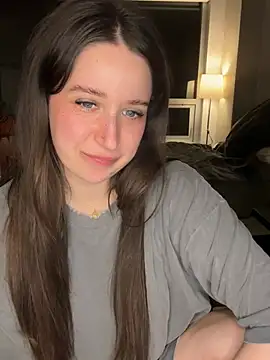 nerdynina online show from June 3, 2:14 am